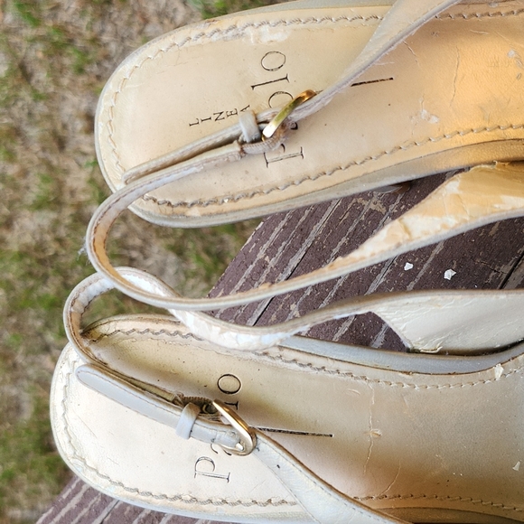 Linea Paola Peep Toe Stilettos - Picture 7 of 9
